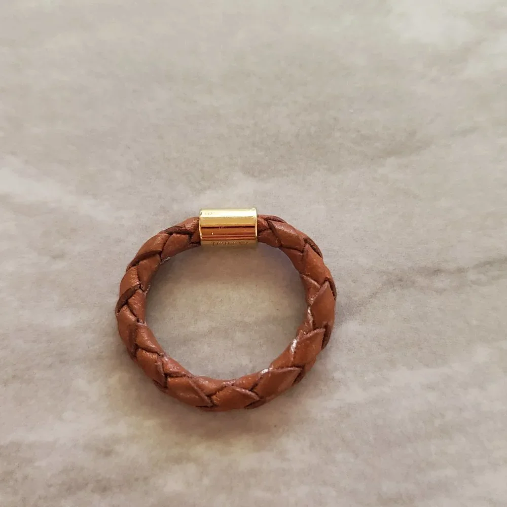 🌵 J.Crew Brown Braided Leather Ring Size 6 🌵 - Picture 2 of 4